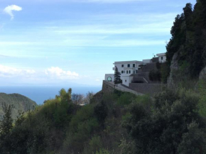 Отель Adagio Ravello  Равелло